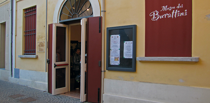 Ingresso Museo dei Burattini